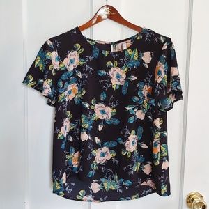 ⚡2 for $15⚡ Floral Print Top